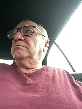 Snapshot of biggandybig chatting on 21, 2, 2025 biggandybig online show from 21, 2, 2025