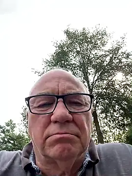 Snapshot of biggandybig chatting on 9, 9, 2025 biggandybig online show from 9, 9, 2025