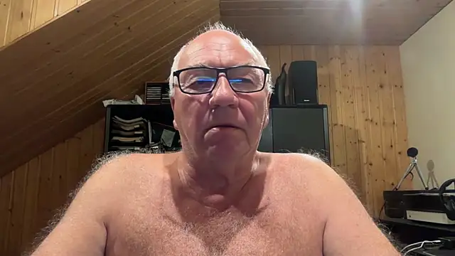 Snapshot of biggandybig chatting on 24, 9, 2025 biggandybig online show from 24, 9, 2025