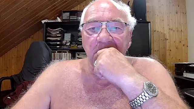 Snapshot of biggandybig chatting on 2, 7, 2026 biggandybig online show from 2, 7, 2026