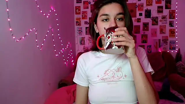 Snapshot of Celine_Dionn chatting on 14, 12, 2024 Celine Dionn online show from 14, 12, 2024