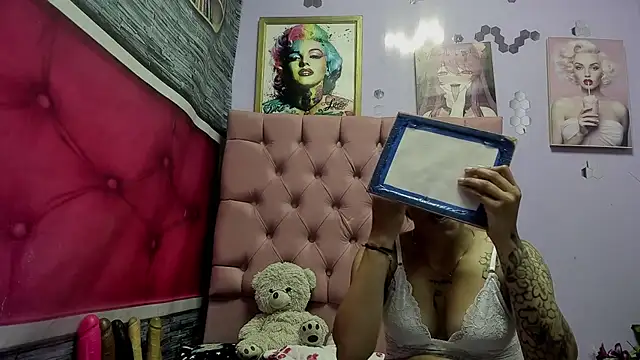 Yaumiko online show from 15, 9, 2025