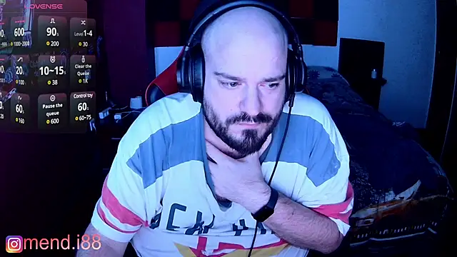 menditeta1 online show from 24, 1, 2025