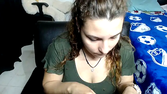 Snapshot of alexia_87 chatting on 30, 12, 2024 alexia 87 online show from 30, 12, 2024