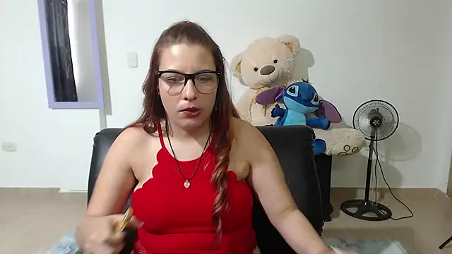 Snapshot of alexia_87 chatting on 16, 2, 2025 alexia 87 online show from 16, 2, 2025