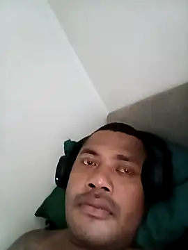 Snapshot of tuwegon chatting on 8, 2, 2026 tuwegon online show from 8, 2, 2026