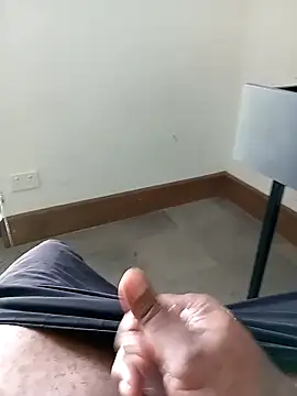 Snapshot of tuwegon chatting on 8, 3, 2026 tuwegon online show from 8, 3, 2026