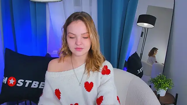 Snapshot of stay_with_alice chatting on 11, 12, 2024 stay with alice online show from 11, 12, 2024