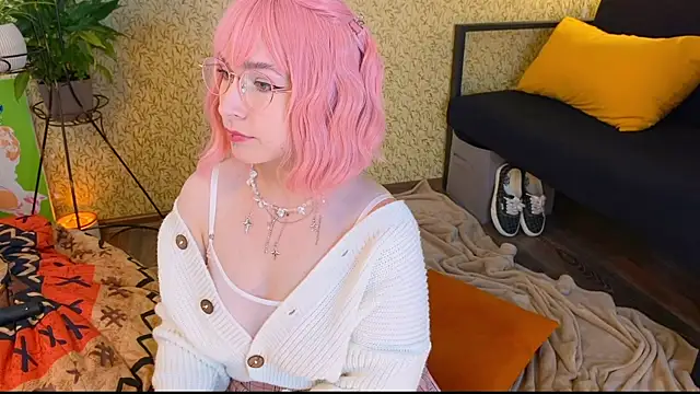 EmmyAmbros online show from 11, 9, 2025