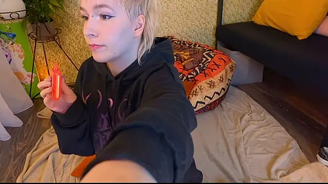 EmmyAmbros online show from 2, 10, 2025