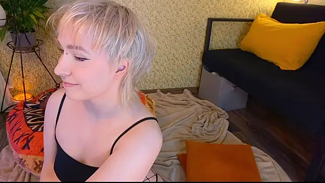 EmmyAmbros online show from 17, 11, 2025