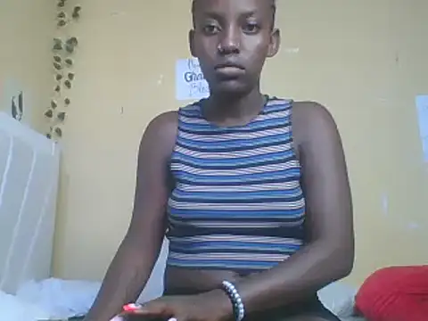Snapshot of HoLy-ViRgiN chatting on 13, 2, 2025 HoLy-ViRgiN online show from 13, 2, 2025