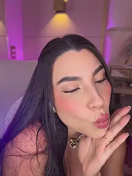 Snapshot of SaharaRush_ chatting on 24, 4, 2026 SaharaRush online show from 24, 4, 2026