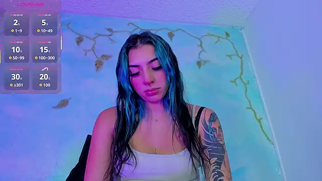 Snapshot of SaturnooStonee chatting on 30, 10, 2025 SaturnooStonee online show from 30, 10, 2025