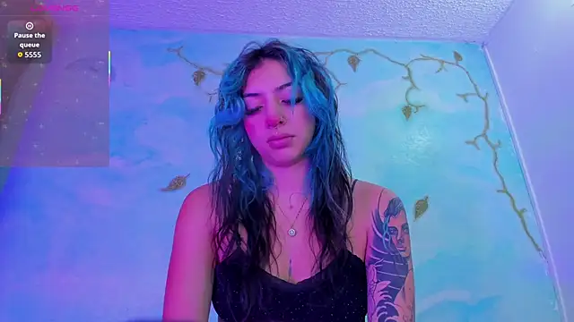 Snapshot of SaturnooStonee chatting on 5, 11, 2025 SaturnooStonee online show from 5, 11, 2025