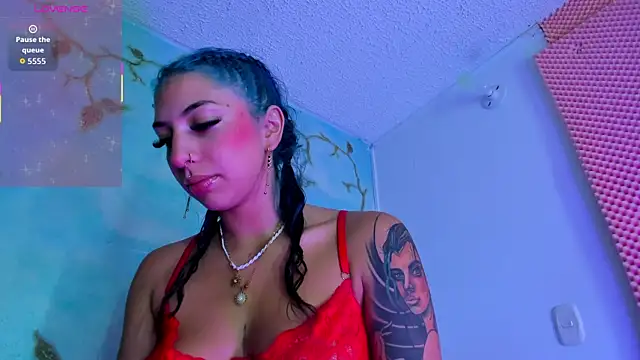 SaturnooStonee online show from 7, 3, 2026