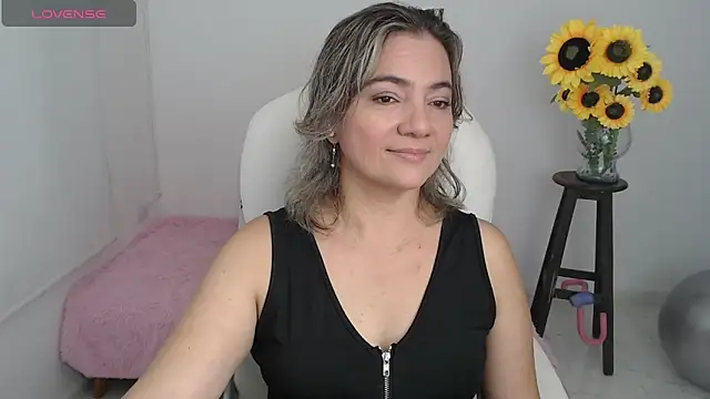 ana milf online show from 3, 10, 2025