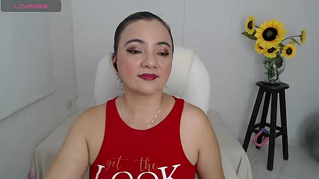 ana milf online show from 5, 11, 2025