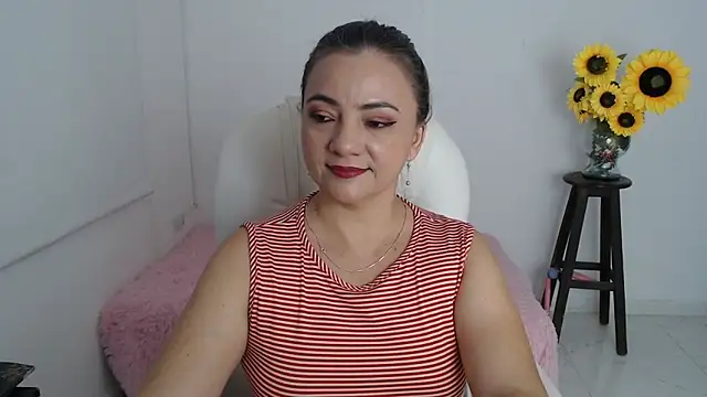ana milf online show from 28, 11, 2025