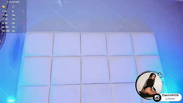 Snapshot of danii_hill_ chatting on 27, 10, 2025 danii hill online show from 27, 10, 2025