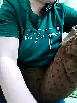 Snapshot of Mie610 chatting on 24, 12, 2024 Mie610 online show from 24, 12, 2024