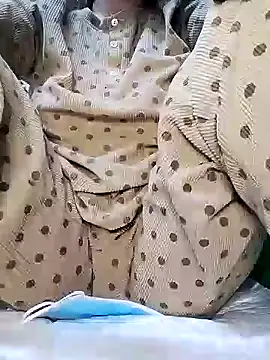 Snapshot of Mie610 chatting on 8, 1, 2025 Mie610 online show from 8, 1, 2025