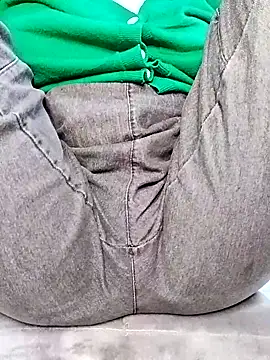 Snapshot of Mie610 chatting on 18, 2, 2025 Mie610 online show from 18, 2, 2025