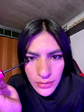 liss hot  online show from 8, 10, 2025