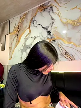 liss hot  online show from 11, 10, 2025