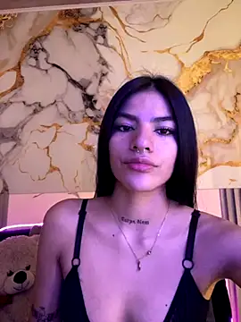 liss hot  online show from 12, 11, 2025