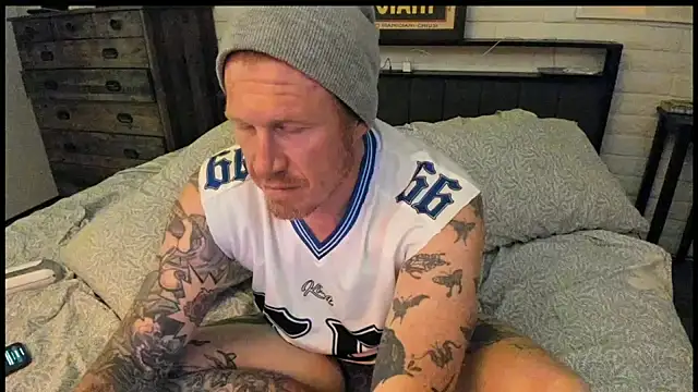 Snapshot of JeffJocc chatting on 24, 10, 2025 JeffJocc online show from 24, 10, 2025