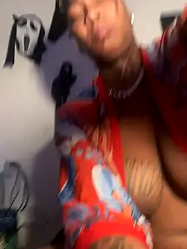 Snapshot of CUMQUEEN-XXX69 chatting on 22, 12, 2025 CUMQUEEN-XXX69 online show from 22, 12, 2025