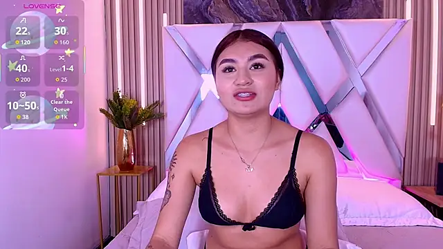 Zayda 1 online show from 13, 12, 2025