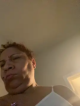 Snapshot of ladycreamypr2 chatting on 26, 5, 2026 ladycreamypr2 online show from 26, 5, 2026