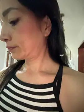 Yulia sx online show from 16, 4, 2026