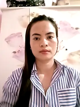 NgocQuyen2K online show from 17, 3, 2025