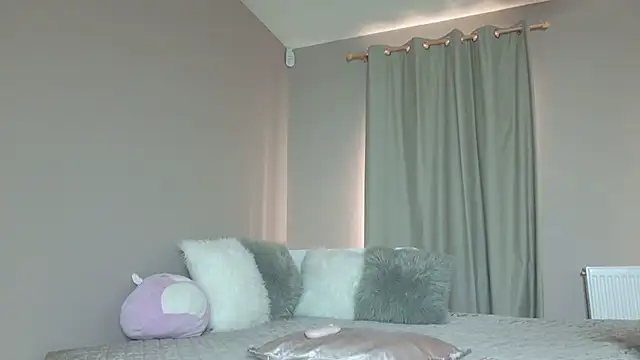 KatBigBum online show from 8, 5, 2026