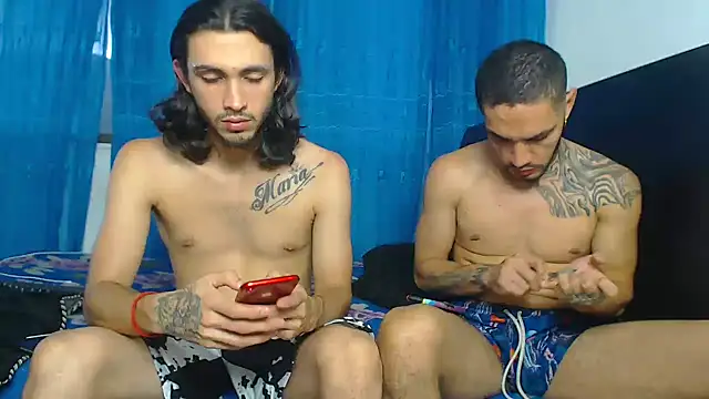 Snapshot of Hot_Sharks_ chatting on 26, 10, 2025 Hot Sharks online show from 26, 10, 2025