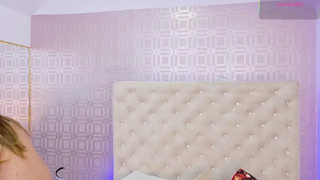 Snapshot of Sara_Desire chatting on 26, 11, 2025 Sara Desire online show from 26, 11, 2025