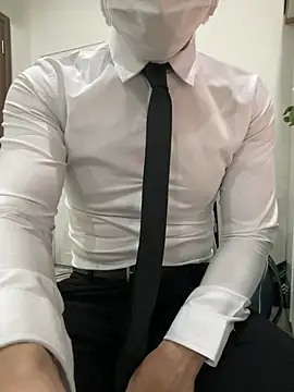 harrylouis1357 online show from 18, 12, 2024