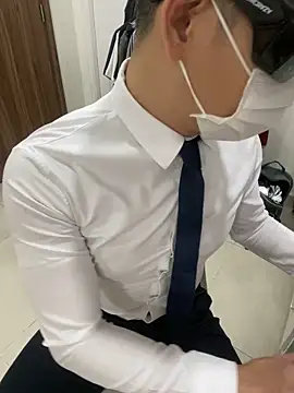 harrylouis1357 online show from 12, 3, 2025