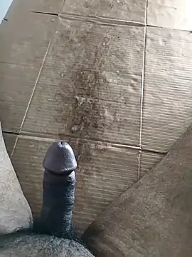 Snapshot of cenyon124 chatting on 6, 1, 2026 cenyon124 online show from 6, 1, 2026