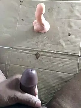 Snapshot of cenyon124 chatting on 13, 1, 2026 cenyon124 online show from 13, 1, 2026