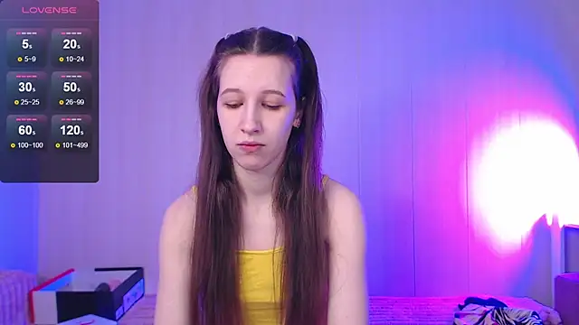 Snapshot of ur_kitty__ chatting on 4, 12, 2025 ur kitty online show from 4, 12, 2025