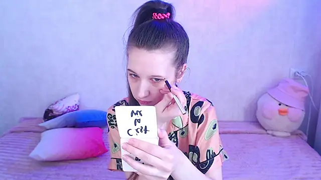 ur kitty   online show from 14, 2, 2026