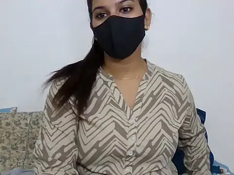 sparkling queen online show from 10, 12, 2024