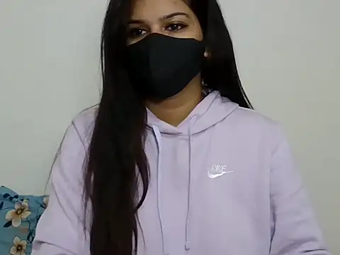 sparkling queen online show from 12, 12, 2024