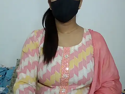 sparkling queen online show from 13, 12, 2024