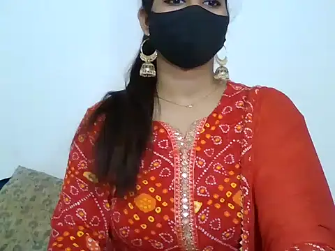 sparkling queen online show from 3, 2, 2025