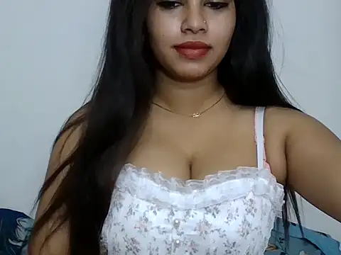 sparkling queen online show from 1, 3, 2025